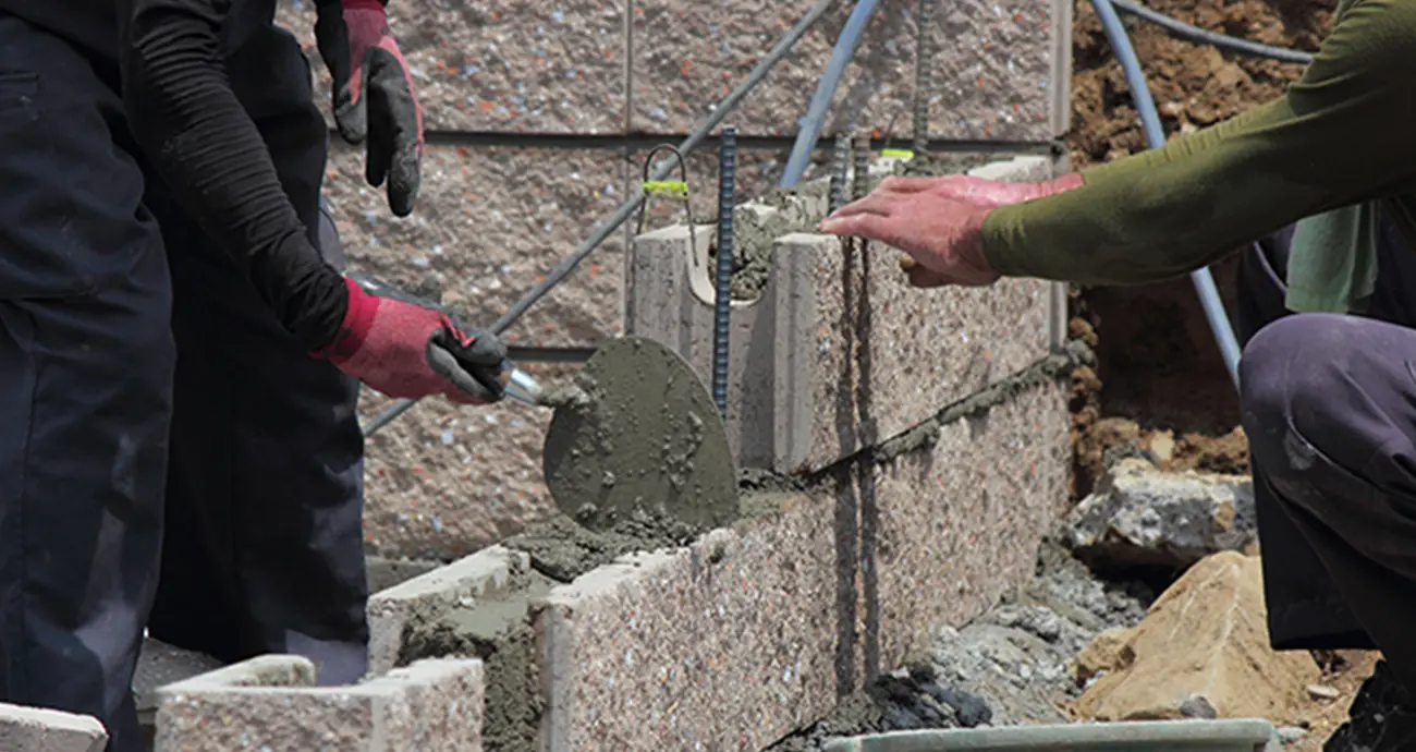 選ばれる理由02:耐久性と安全性への徹底したこだわりを表す画像